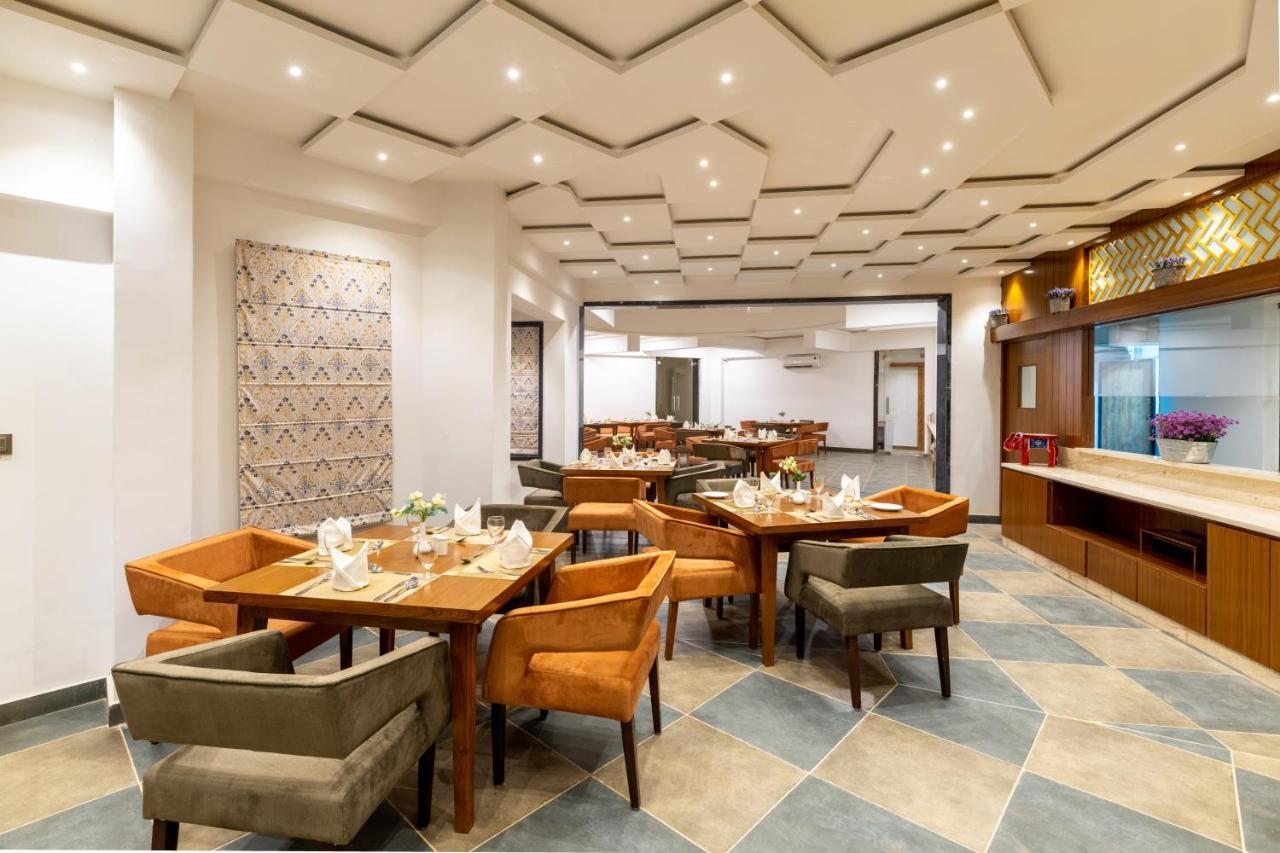烏代浦 Traavista Aravali Mahal酒店 外观 照片